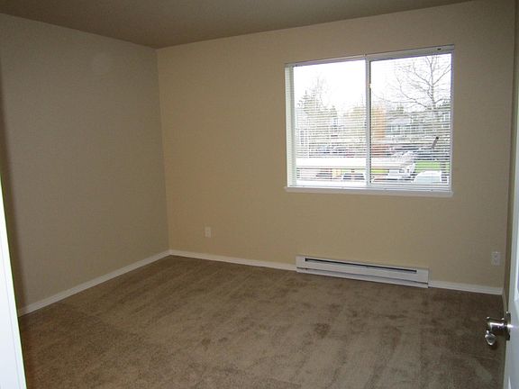 4th image of 18770 NE 60th Way #Ll2093