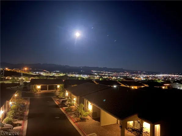 2698 Beacon Rock Dr, Laughlin, NV 89029