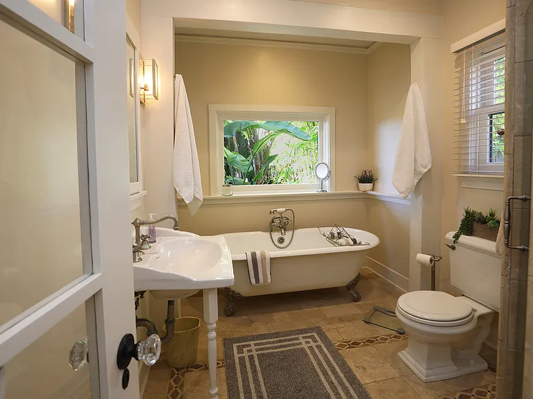 1423 Alta Vista Rd — Photo 33