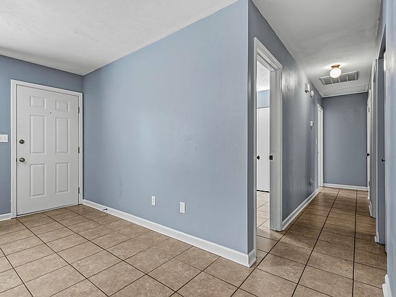5th image of 1845 Rodeo Ct