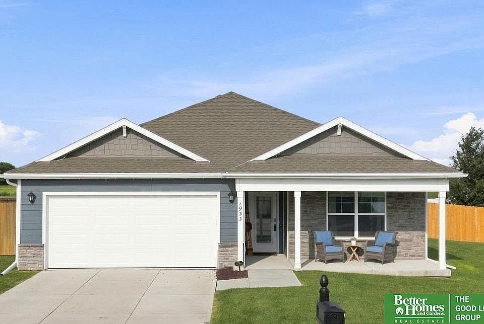 1st image of 1933 N Kara Way