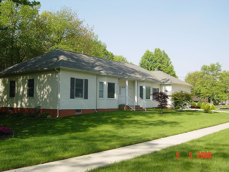 2nd image of 771 Estates Blvd
