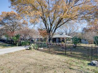 1250 Houston School Rd, Lancaster, TX 75146