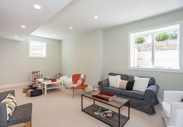 99 Claremont Ave — Photo 15