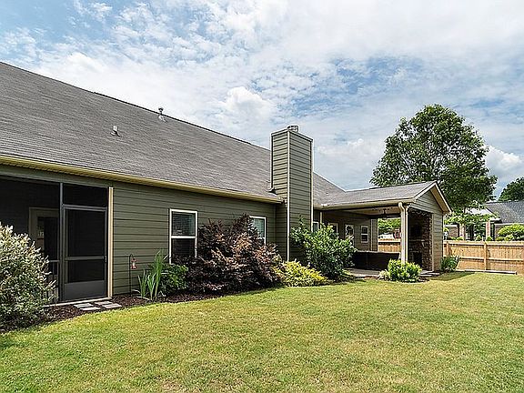 2 Outdoor Retreats!