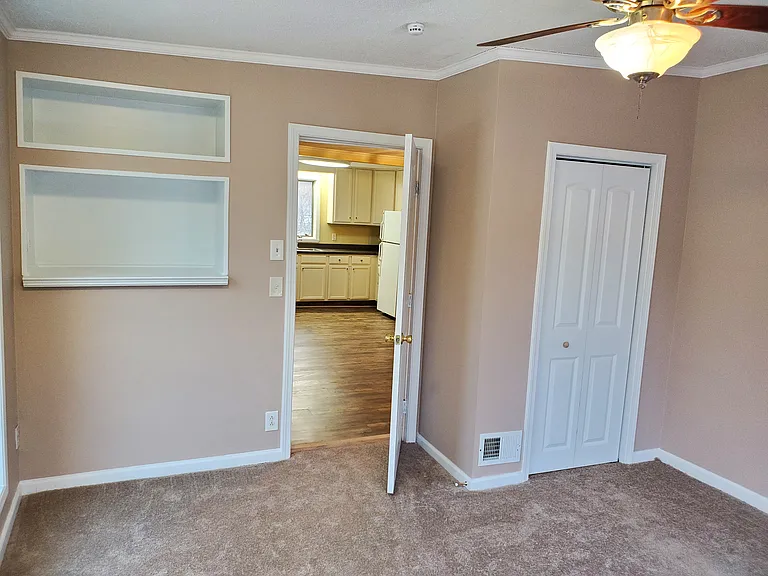 3970 State Route 414 — Photo 27