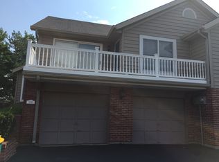 2241 Ole Castle Ct, Chesterfield, MO 63017