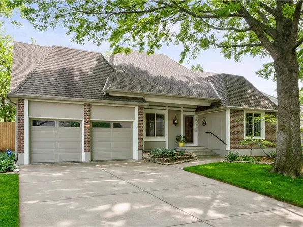 10211 Knox Dr, Overland Park, KS 66212