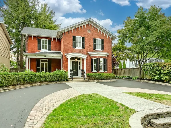 349 Trafalgar Rd, Oakville, ON L6J 3H3