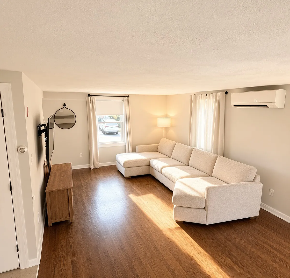 2 bed, 1368 sqft, $3,300 — Photo 3
