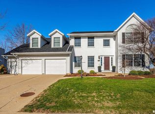4252 Stone Haven Dr, Bettendorf, IA