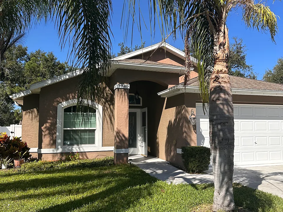 7749 Prospect Hill Cir