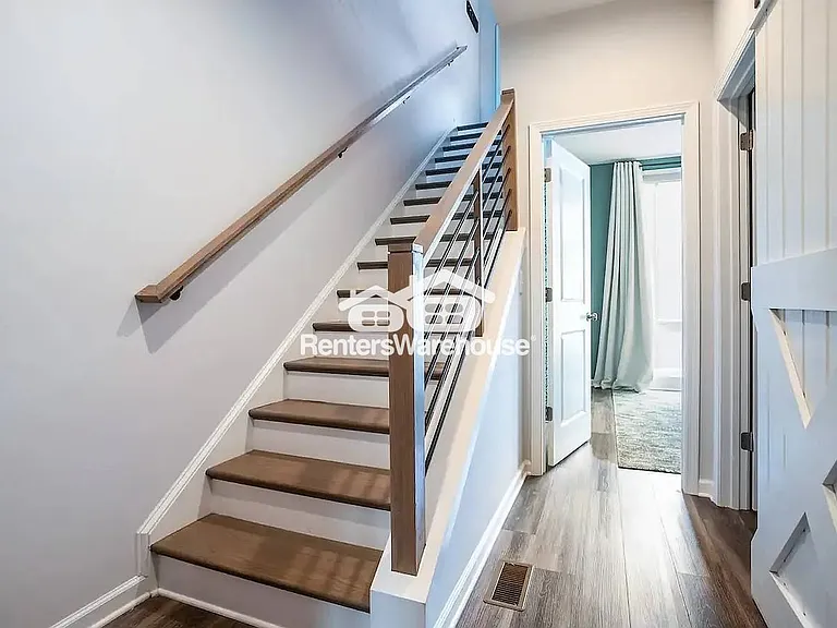 466 Latta St — Photo 12
