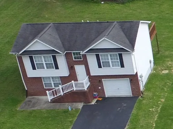 413 Blake Cir, Cookeville, TN 38501