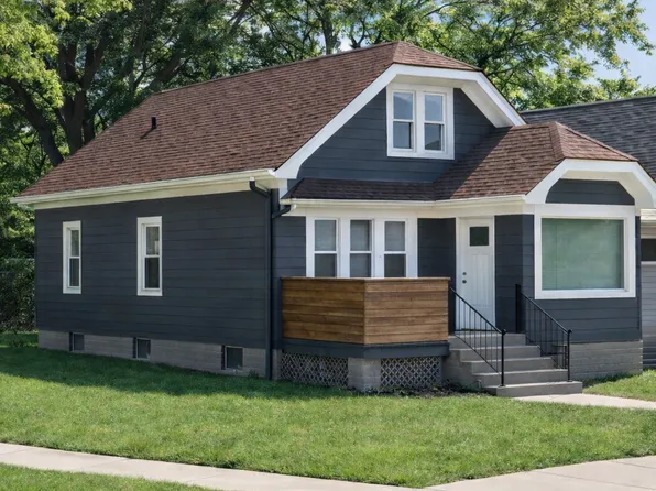 7028 W State St, Wauwatosa, WI 53213