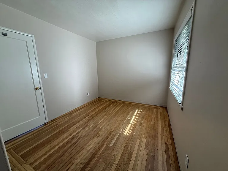 Braden Manor Apartments — Photo 15