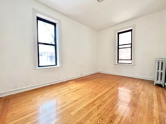 Rented by Zjama Realty Corp | media 5