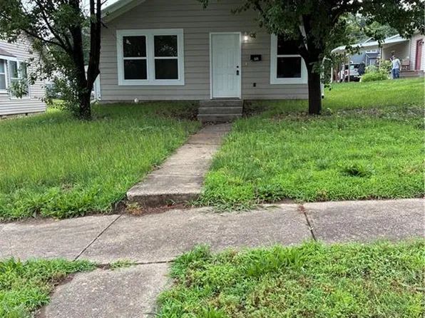 325 W Market St, Warrensburg, MO 64093