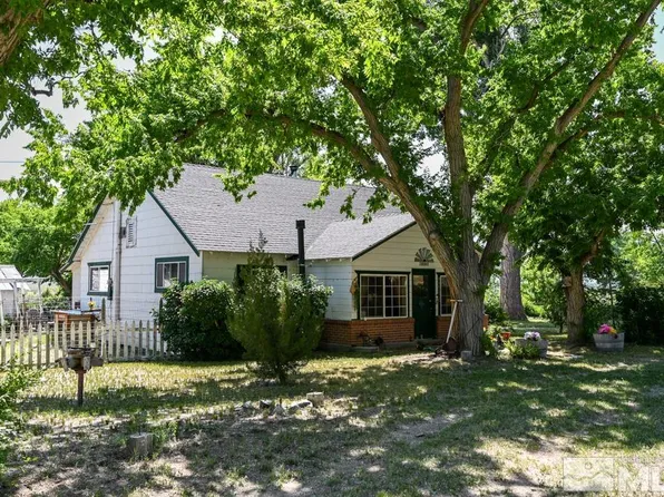 115430 Highway 395, Topaz, CA 96133