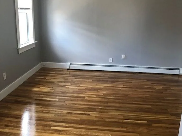 290 Highland St — Photo 2