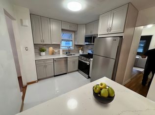 69-25 75th St #2F, Middle Village, NY 11379