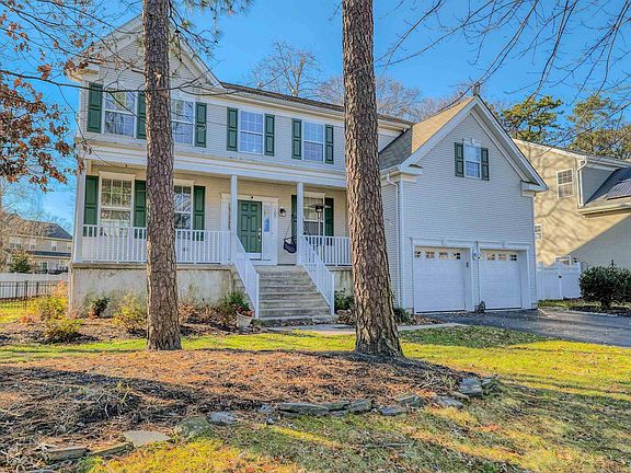 3rd image of 107 Hastings Dr
