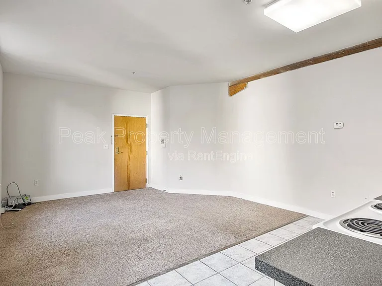 Poythress Apartments — Photo 42