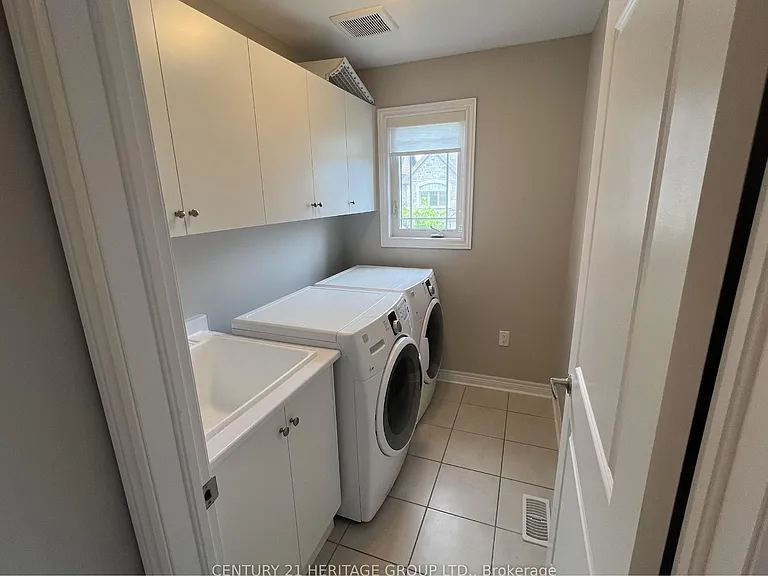 860 Elvidge Trl — Photo 26