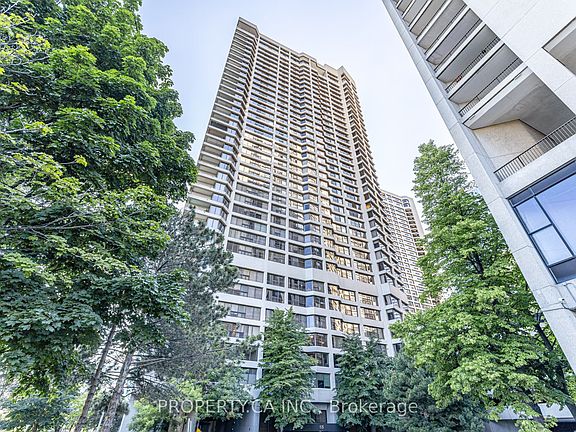 2nd image of 65 Harbour Sq #3209