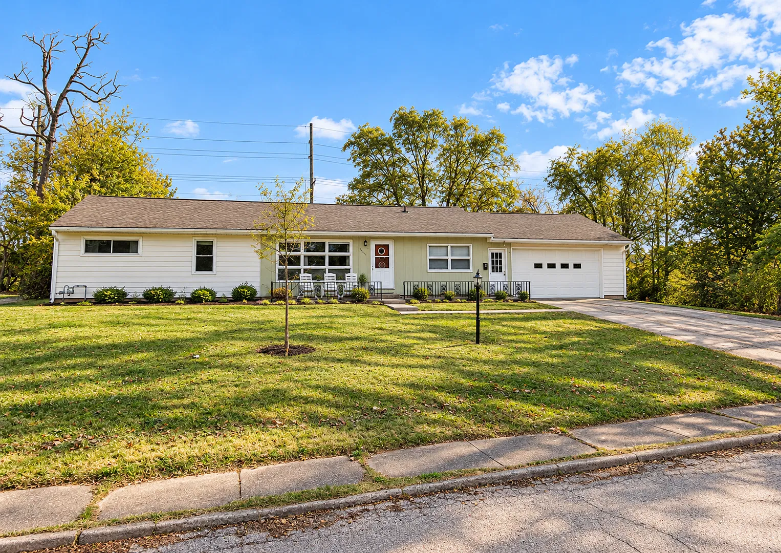 3bd, 2 ba available August 2027! — Photo 1