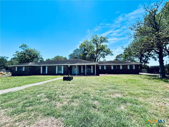 (undisclosed Address), Victoria, TX 77901