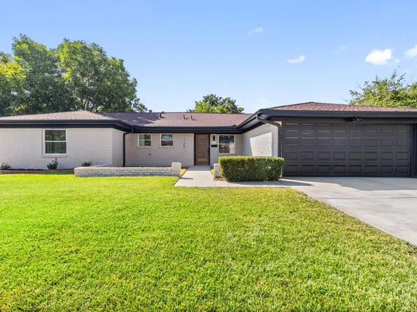 729 Finland Ave, Grand Prairie, TX 75050