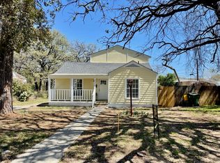 2218 Owens St, Haltom City, TX 76117