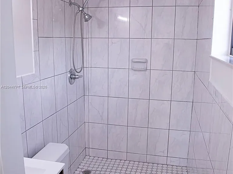 1226 SW 30th Ave #1226 — Photo 14