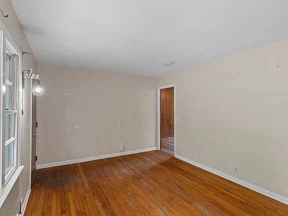 5th image of 1003 Southland Dr