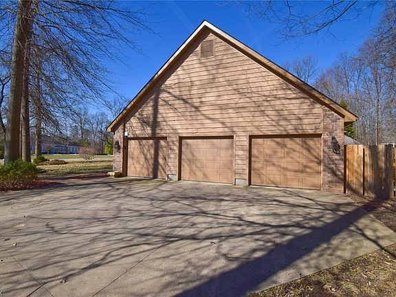 4th image of 455 Avalon Dr SE