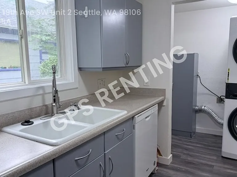 3802 19th Ave SW #2 — Photo 9