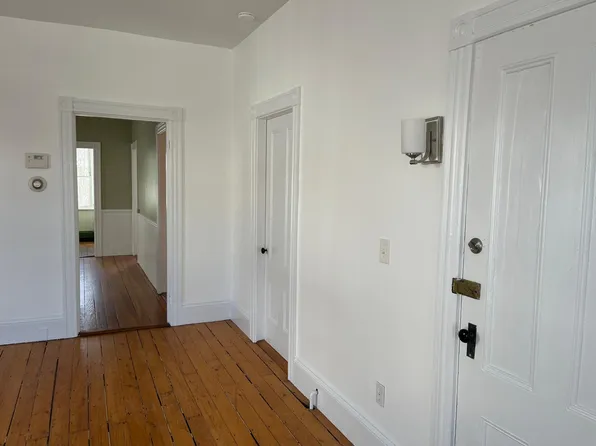 119 Calverley St Floor 2, Providence, RI 02908