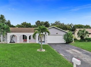 2320 NW 100th Ave, Coral Springs, FL 33065