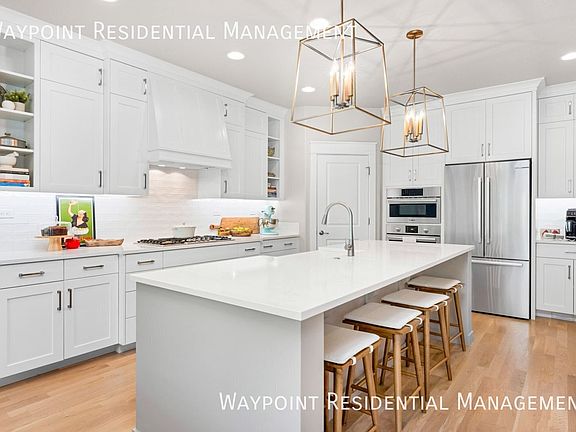 4th image of 11339 N 20th Pl