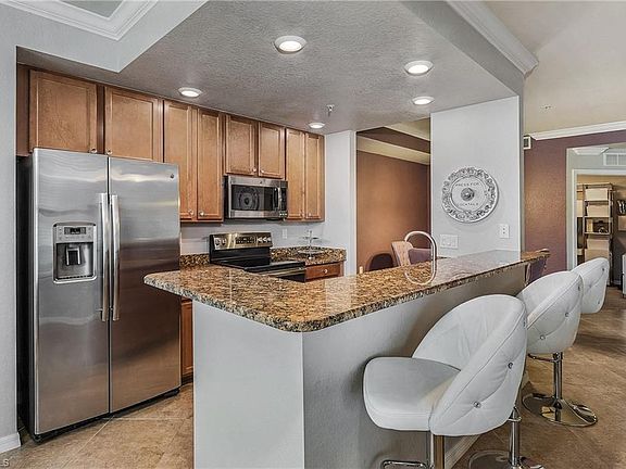 3rd image of 17980 Bonita National Blvd Unit 1913