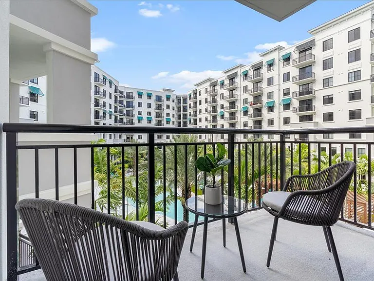 Riverstone Palm Beach — Photo 32