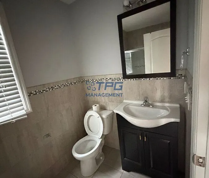 131 Bergen St #2 — Photo 10