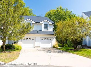 5696 Shaw St UNIT 12, Haslett, MI