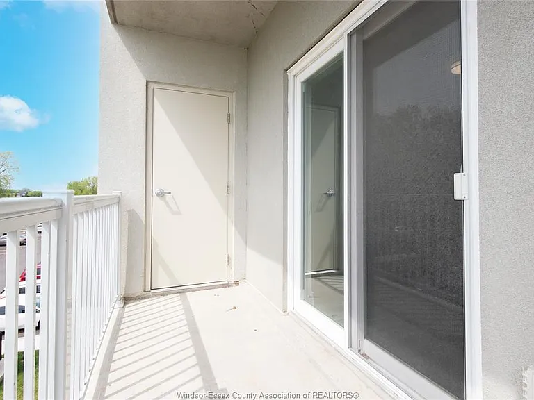1675 Banwell Rd #307 — Photo 13