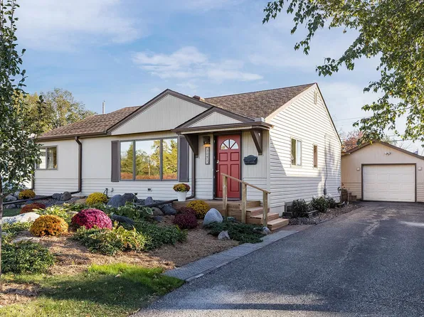 9021 Club Rd, Saint Louis Park, MN 55426