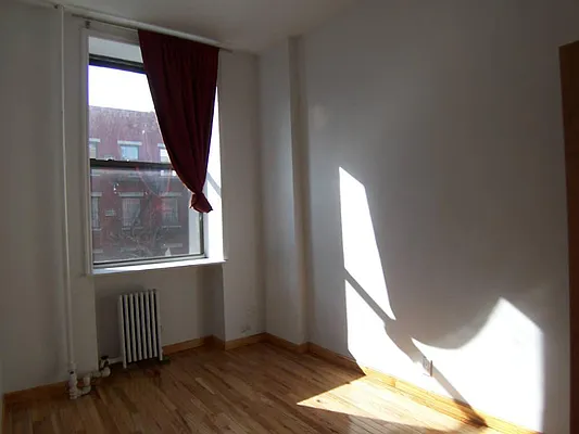 Rented by Town Residential | media 39