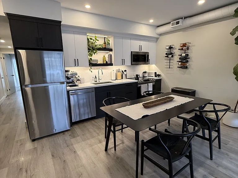 55 Vine Ave #101 — Photo 5