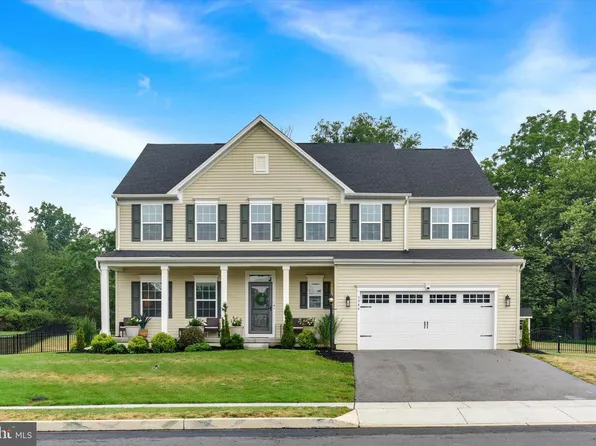3946 Secretariat St, Harrisburg, PA 17112