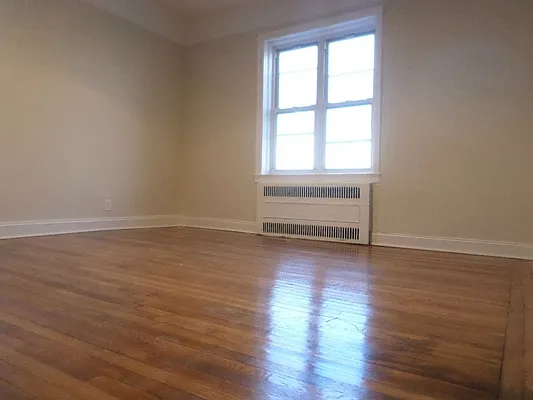 Rented by Keller Williams NYC | media 20